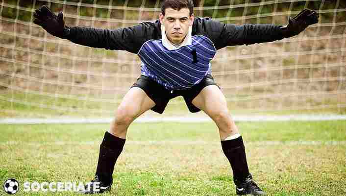 Why Do Soccer Goalies Wear Different Colors?