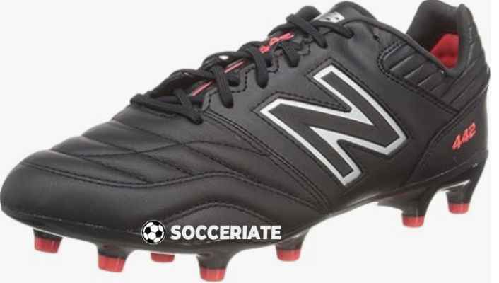 BEST SOCCER CLEATS FOR DEFENDERS