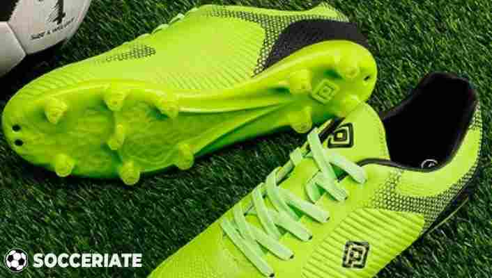 best soccer cleats for flat feet